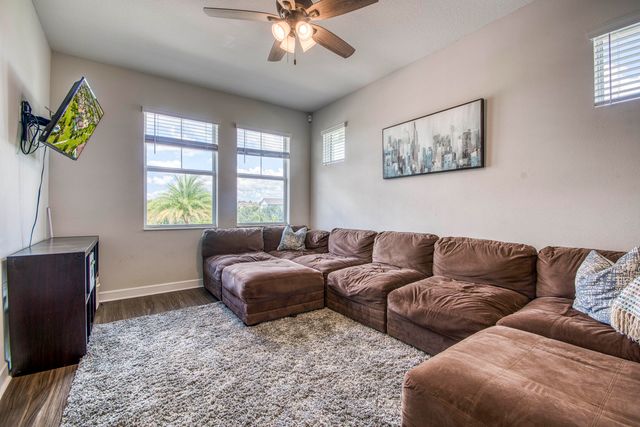 1086 Ember Ridge Run, Loxahatchee, FL 33470
