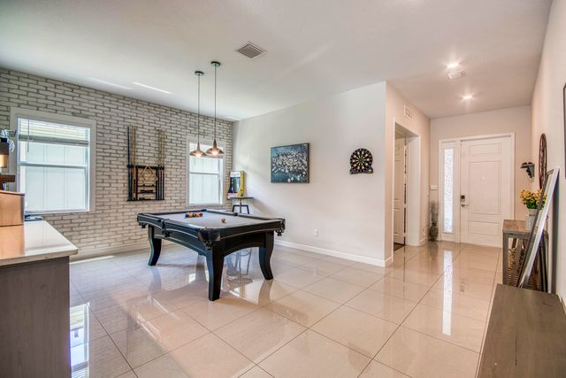 1086 Ember Ridge Run, Loxahatchee, FL 33470