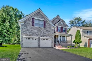 10 NORBRIDGE DR, Princeton, NJ 08540