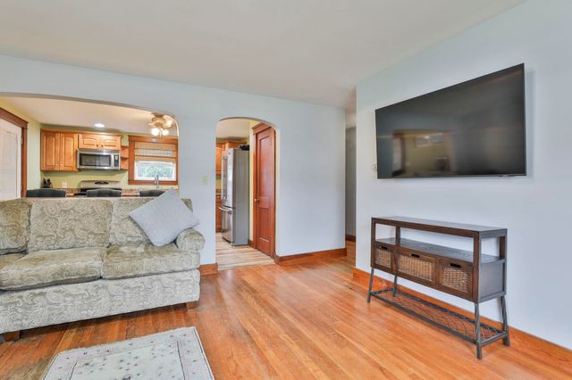 45 Hunt Street, Nashua, NH 03060