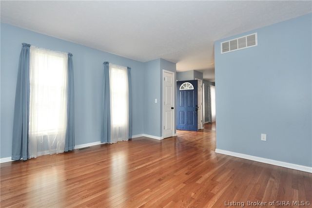 3004 Callaway Drive, Jeffersonville, IN 47130