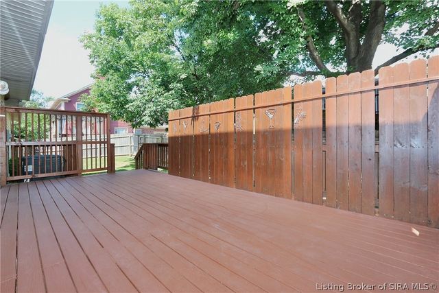3004 Callaway Drive, Jeffersonville, IN 47130