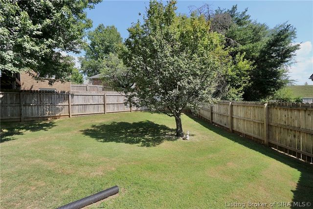 3004 Callaway Drive, Jeffersonville, IN 47130