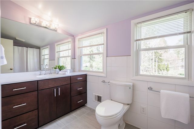 141 Highledge Drive, Penfield, NY 14526