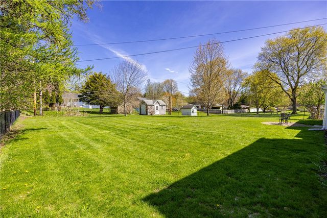 141 Highledge Drive, Penfield, NY 14526