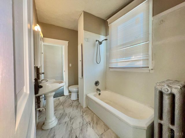 1113 Gilsey Avenue, Cincinnati, OH 45205