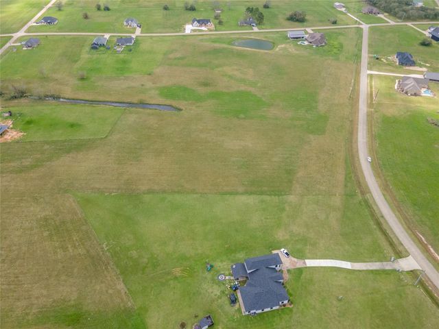 837 & 843 Wagon Wheel Trail, Angleton, TX 77515