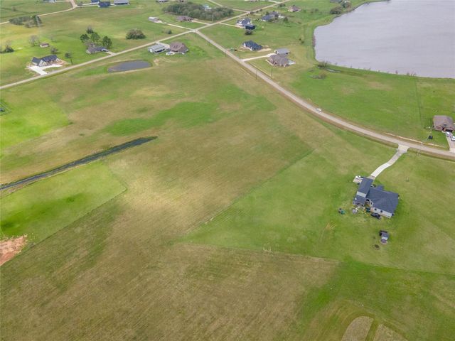 837 & 843 Wagon Wheel Trail, Angleton, TX 77515