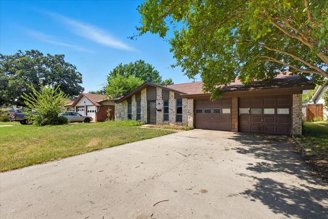 1101 Fouts Drive, Irving, TX 75061