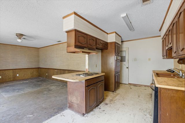 1101 Fouts Drive, Irving, TX 75061
