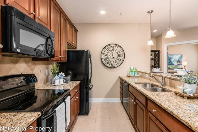 705 N State Street, 208, Westerville, OH 43082