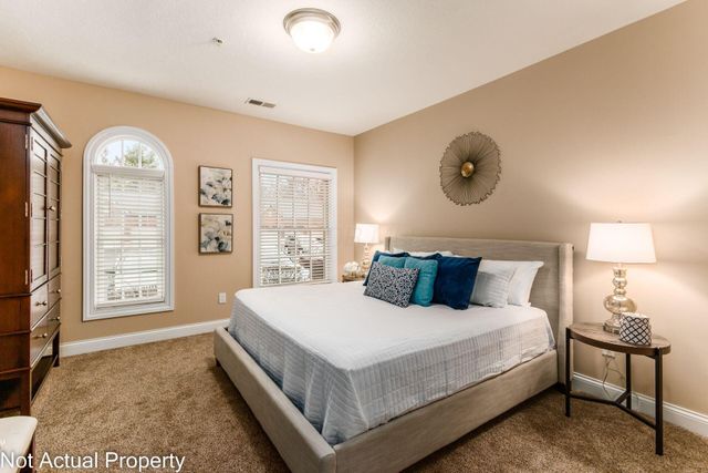 705 N State Street, 208, Westerville, OH 43082
