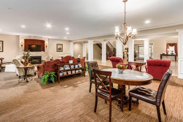 705 N State Street, 208, Westerville, OH 43082