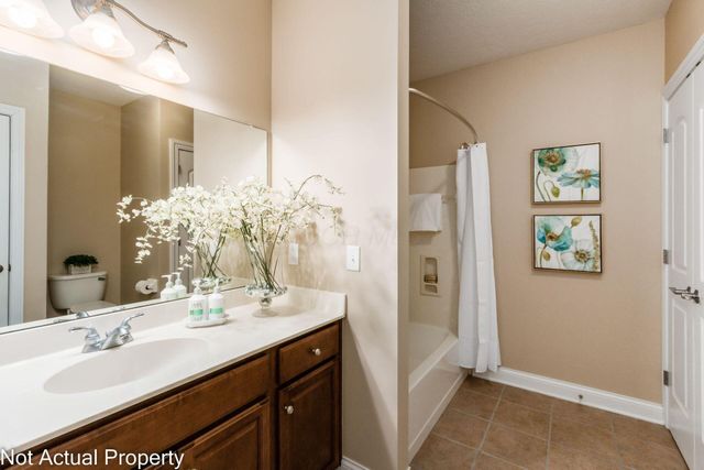 705 N State Street, 208, Westerville, OH 43082