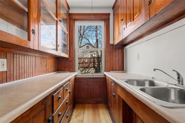 975 Atwells Avenue, Providence, RI 02909