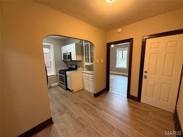 4032 Hydraulic Avenue B, St Louis, MO 63116