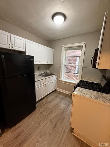 4032 Hydraulic Avenue B, St Louis, MO 63116