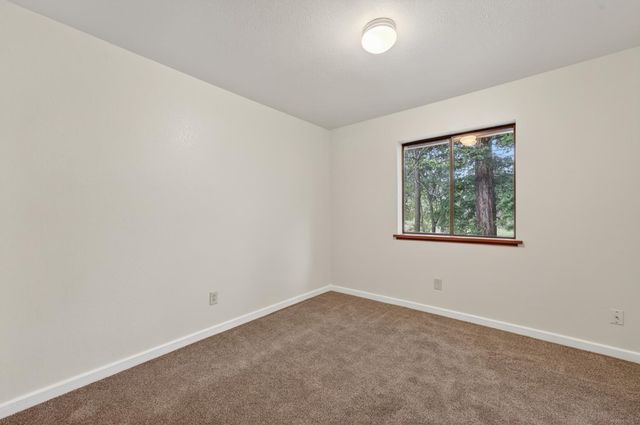 10562 Spring Valley Rd., Marysville, CA 95901