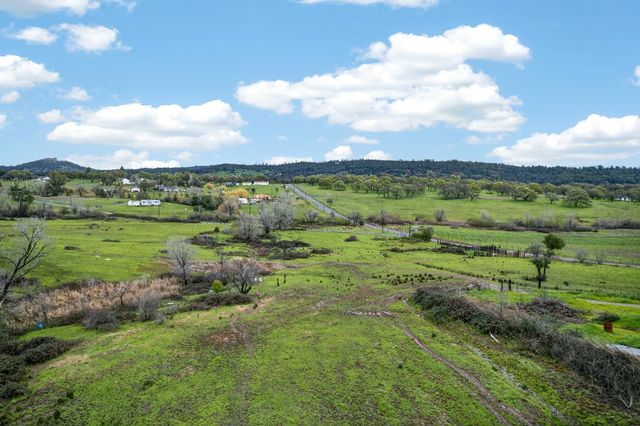 10562 Spring Valley Rd., Marysville, CA 95901