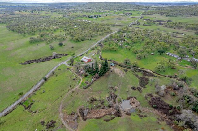 10562 Spring Valley Rd., Marysville, CA 95901