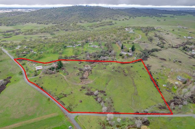 10562 Spring Valley Rd., Marysville, CA 95901