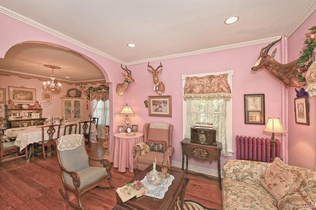 277 Vernon Valley Road, Northport, NY 11768
