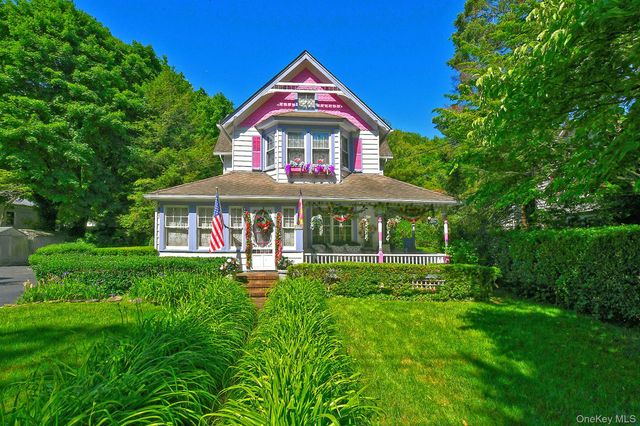 277 Vernon Valley Road, Northport, NY 11768