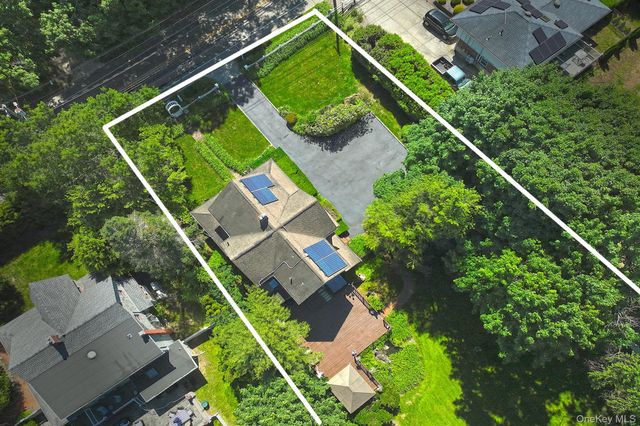 277 Vernon Valley Road, Northport, NY 11768