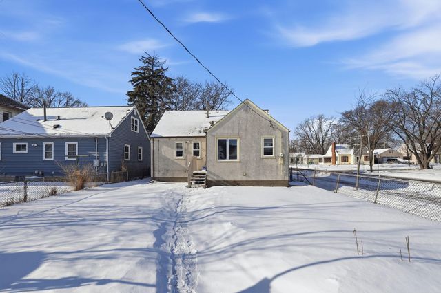 5256 Girard Avenue N, Minneapolis, MN 55430