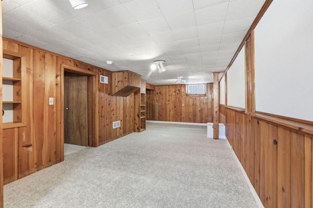 5256 Girard Avenue N, Minneapolis, MN 55430