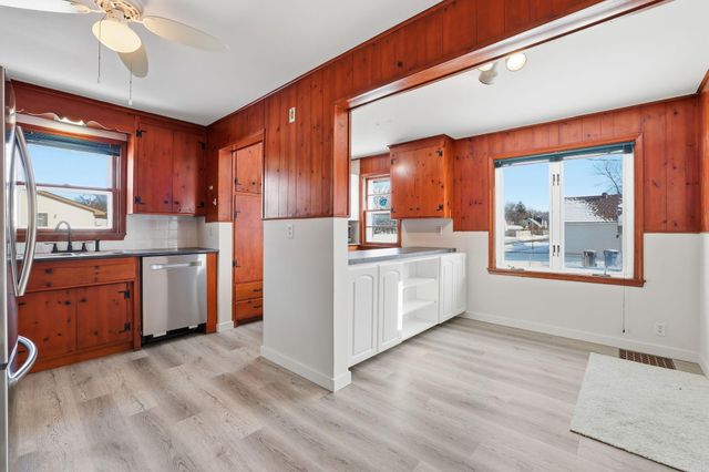 5256 Girard Avenue N, Minneapolis, MN 55430