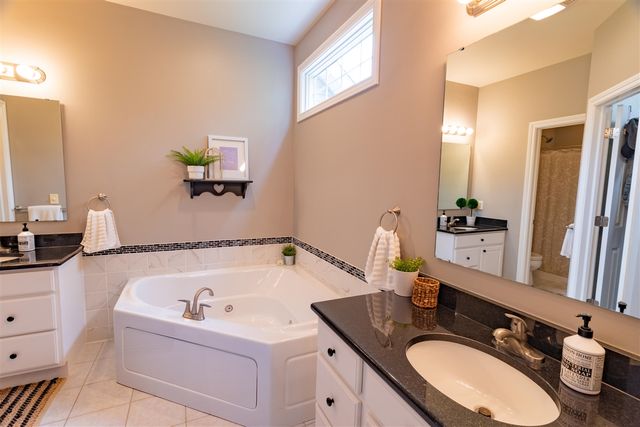 49200 Churchill Street, Mattawan, MI 49071