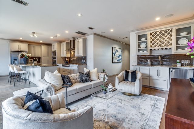 3719 Douglas Avenue, Dallas, TX 75219