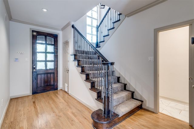 3719 Douglas Avenue, Dallas, TX 75219