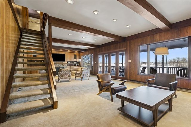 121 Brewer Rd, Clinton Twp, PA 16056
