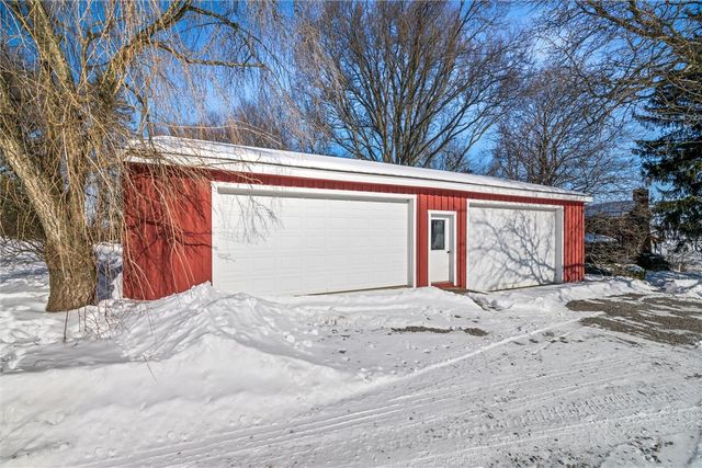 121 Brewer Rd, Clinton Twp, PA 16056