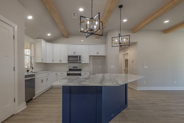 183 Madison County 1275, Huntsville, AR 72740