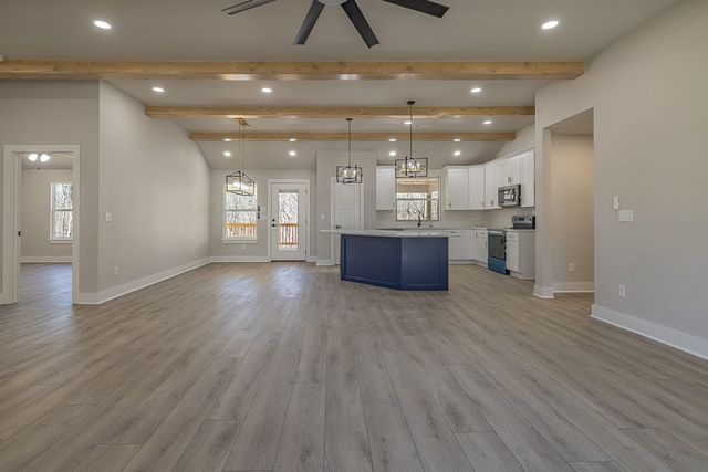 183 Madison County 1275, Huntsville, AR 72740