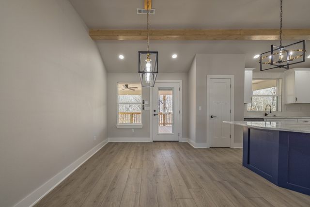 183 Madison County 1275, Huntsville, AR 72740