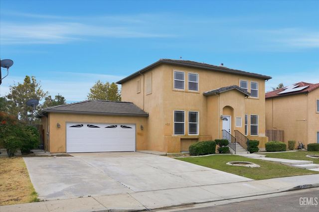 423 Rian Noelle, Bakersfield, CA 93308