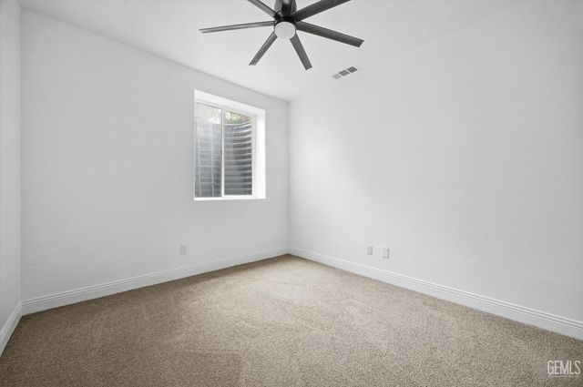 423 Rian Noelle, Bakersfield, CA 93308