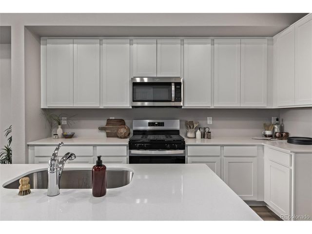 2879 E 103rd Dr, Thornton, CO 80229