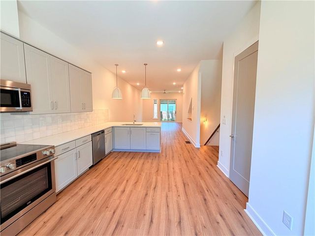2199 Lenox Road NE 14, Atlanta, GA 30324