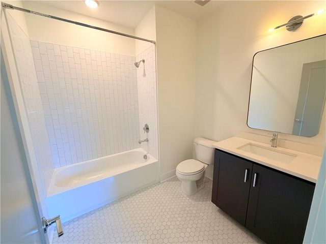 2199 Lenox Road NE 14, Atlanta, GA 30324