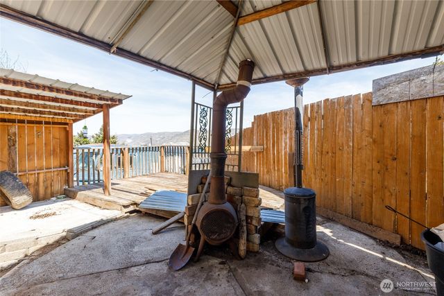 113 Young Street, Grand Coulee, WA 99133