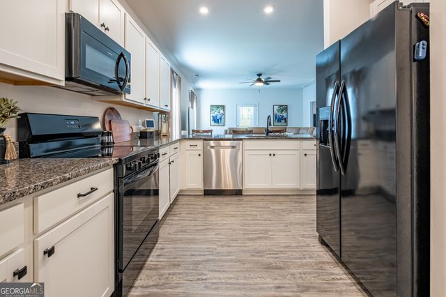 10 Majestic Oaks Way NE, Rome, GA 30165