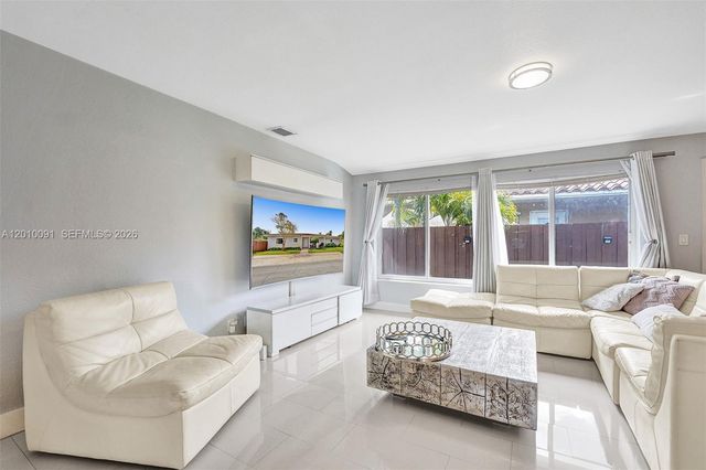 1146 NE 17th Ter 1146, Fort Lauderdale, FL 33304