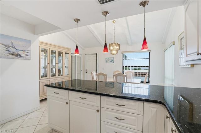 4218 SE 20th PL # D7, Cape Coral, FL 33904