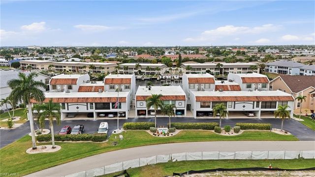 4218 SE 20th PL # D7, Cape Coral, FL 33904