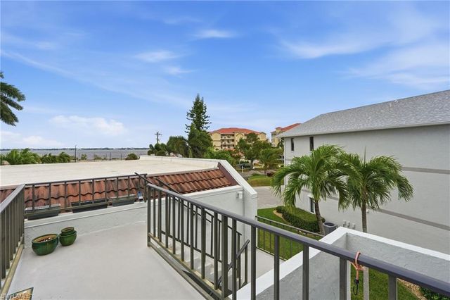 4218 SE 20th PL # D7, Cape Coral, FL 33904